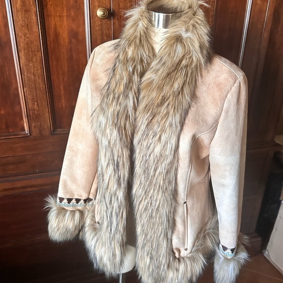 Tasha Polizzi Jackets & Blazers - Tasha Polizzi Tan Faux Fur Teddy Jacket